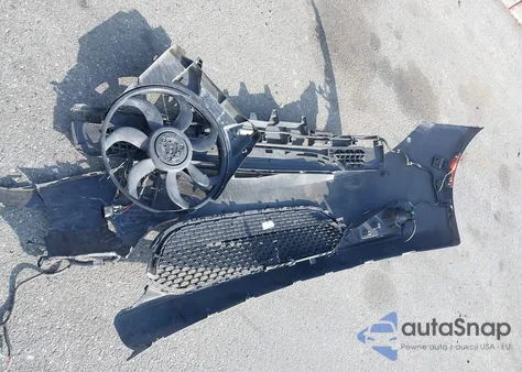 2018 Chrysler Pacifica Touring Plus z USA, uszkodzony, nr VIN 2C4RC1FG3JR126109